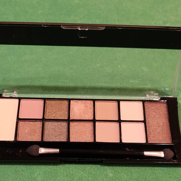 🧡3 for $20 / Ellen Tracy Warm Tones Eyeshadow Palette - Picture 2 of 3